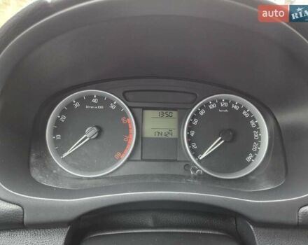 Шкода Фабия, объемом двигателя 1.4 л и пробегом 174 тыс. км за 6350 $, фото 11 на Automoto.ua