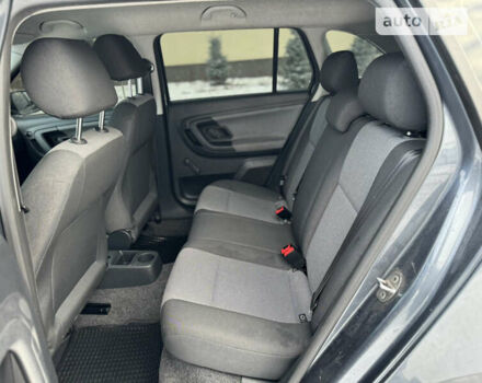 Шкода Фабия, объемом двигателя 1.4 л и пробегом 210 тыс. км за 5400 $, фото 24 на Automoto.ua