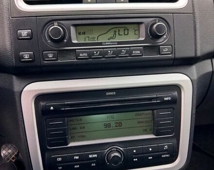 Шкода Фабія, об'ємом двигуна 1.4 л та пробігом 216 тис. км за 5850 $, фото 2 на Automoto.ua