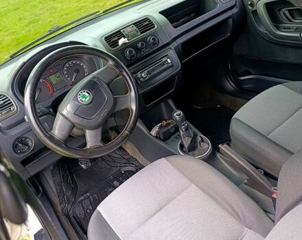 Шкода Фабия, объемом двигателя 1.4 л и пробегом 264 тыс. км за 4500 $, фото 4 на Automoto.ua