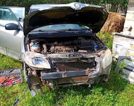 Шкода Фабия, объемом двигателя 1.4 л и пробегом 360 тыс. км за 1500 $, фото 3 на Automoto.ua