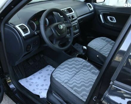 Шкода Фабия, объемом двигателя 1.4 л и пробегом 235 тыс. км за 5800 $, фото 17 на Automoto.ua