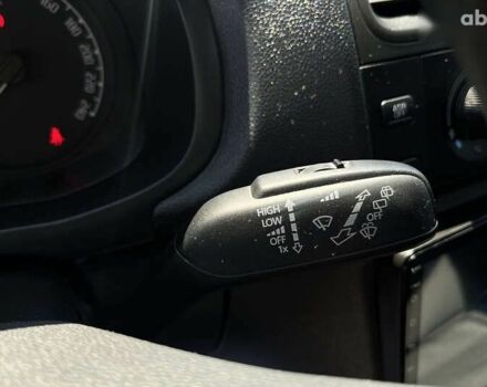 Шкода Фабія, об'ємом двигуна 1.2 л та пробігом 184 тис. км за 5400 $, фото 20 на Automoto.ua