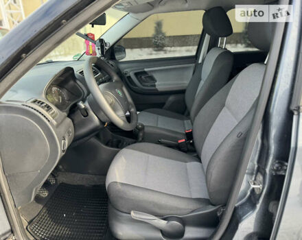 Шкода Фабия, объемом двигателя 1.4 л и пробегом 210 тыс. км за 5400 $, фото 9 на Automoto.ua