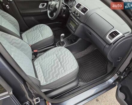 Шкода Фабия, объемом двигателя 1.4 л и пробегом 174 тыс. км за 6350 $, фото 15 на Automoto.ua