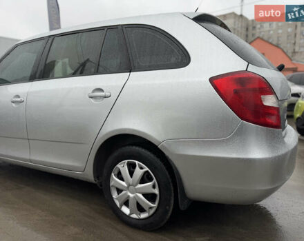 Шкода Фабія, об'ємом двигуна 1.4 л та пробігом 234 тис. км за 4250 $, фото 6 на Automoto.ua