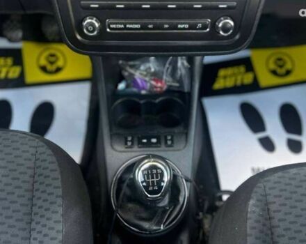 Шкода Фабия, объемом двигателя 1.2 л и пробегом 116 тыс. км за 7500 $, фото 12 на Automoto.ua