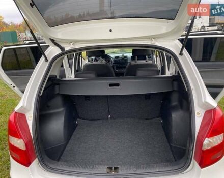 Шкода Фабия, объемом двигателя 1.6 л и пробегом 274 тыс. км за 5300 $, фото 6 на Automoto.ua