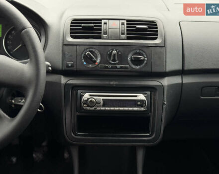 Шкода Фабія, об'ємом двигуна 1.4 л та пробігом 234 тис. км за 4250 $, фото 13 на Automoto.ua