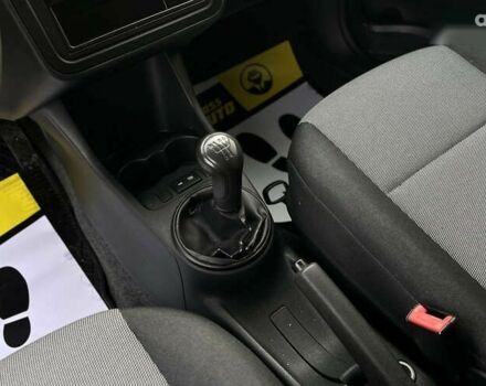 Шкода Фабия, объемом двигателя 1.6 л и пробегом 283 тыс. км за 5800 $, фото 13 на Automoto.ua