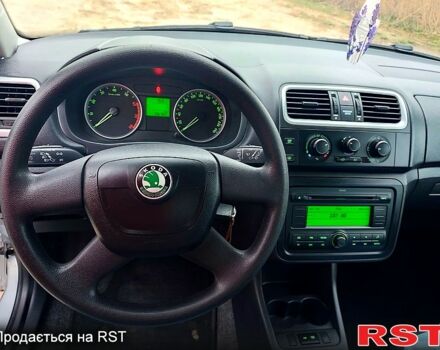 Шкода Фабія, об'ємом двигуна 1.6 л та пробігом 157 тис. км за 6450 $, фото 6 на Automoto.ua