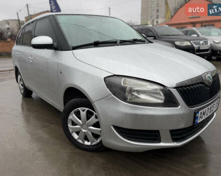Шкода Фабія, об'ємом двигуна 1.4 л та пробігом 234 тис. км за 4250 $, фото 4 на Automoto.ua