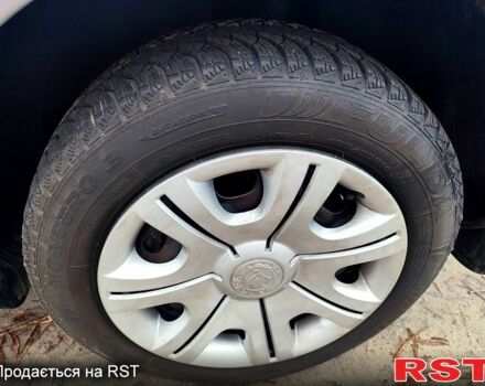 Шкода Фабія, об'ємом двигуна 1.6 л та пробігом 157 тис. км за 6450 $, фото 9 на Automoto.ua