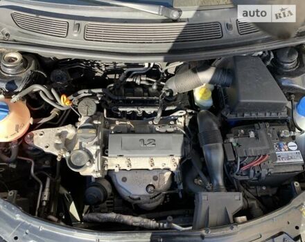 Шкода Фабия, объемом двигателя 1.2 л и пробегом 160 тыс. км за 5300 $, фото 15 на Automoto.ua