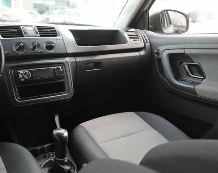 Шкода Фабія, об'ємом двигуна 1.6 л та пробігом 220 тис. км за 6600 $, фото 10 на Automoto.ua