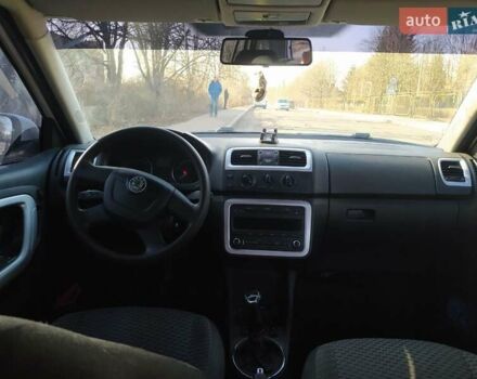 Шкода Фабия 2011 в Житомире на Automoto.ua Шкода Фабия, объемом двигателя 1.2 л и пробегом 222 тыс. км за 5500 $, фото 5 на Automoto.ua