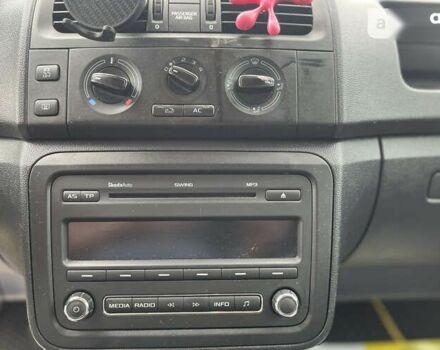 Шкода Фабия, объемом двигателя 1.2 л и пробегом 178 тыс. км за 5700 $, фото 13 на Automoto.ua