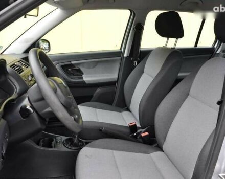 Шкода Фабия, объемом двигателя 1.2 л и пробегом 161 тыс. км за 5400 $, фото 17 на Automoto.ua