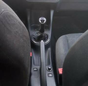 Шкода Фабія, об'ємом двигуна 1.6 л та пробігом 291 тис. км за 6300 $, фото 11 на Automoto.ua