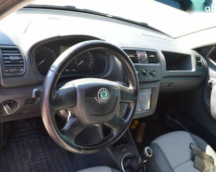 Шкода Фабия, объемом двигателя 1.6 л и пробегом 225 тыс. км за 5700 $, фото 7 на Automoto.ua