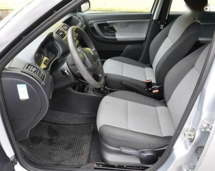 Шкода Фабия, объемом двигателя 1.2 л и пробегом 161 тыс. км за 5400 $, фото 15 на Automoto.ua