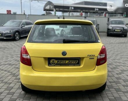 Шкода Фабия, объемом двигателя 1.2 л и пробегом 178 тыс. км за 5700 $, фото 2 на Automoto.ua