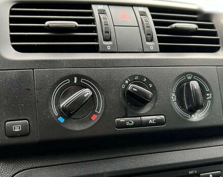 Шкода Фабия, объемом двигателя 1.2 л и пробегом 102 тыс. км за 5500 $, фото 13 на Automoto.ua