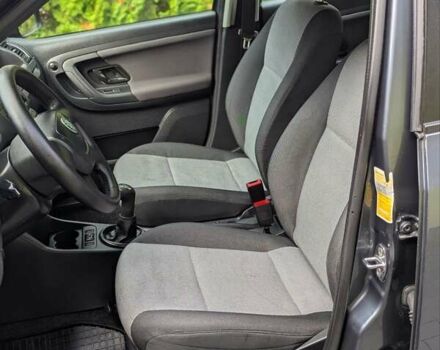 Шкода Фабія, об'ємом двигуна 1.4 л та пробігом 206 тис. км за 6300 $, фото 17 на Automoto.ua