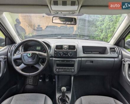 Шкода Фабія, об'ємом двигуна 1.4 л та пробігом 206 тис. км за 6300 $, фото 7 на Automoto.ua