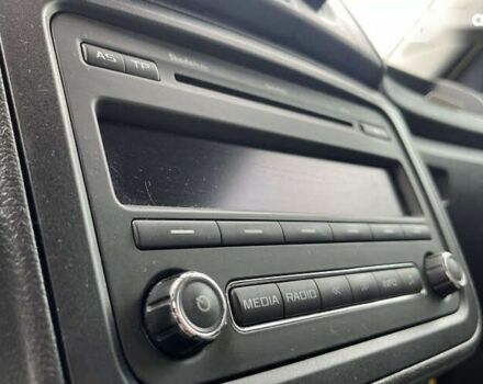 Шкода Фабия, объемом двигателя 1.2 л и пробегом 178 тыс. км за 5700 $, фото 15 на Automoto.ua