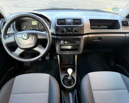 Шкода Фабия, объемом двигателя 1.2 л и пробегом 199 тыс. км за 5000 $, фото 19 на Automoto.ua