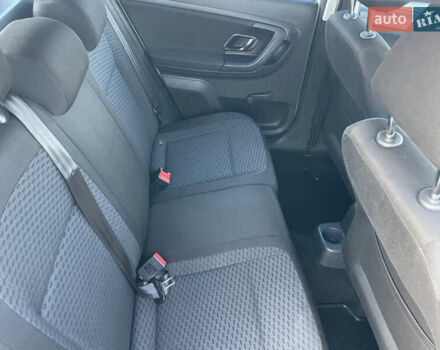 Шкода Фабія, об'ємом двигуна 1.2 л та пробігом 285 тис. км за 6100 $, фото 2 на Automoto.ua