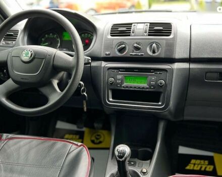 Шкода Фабия, объемом двигателя 1.2 л и пробегом 102 тыс. км за 5500 $, фото 16 на Automoto.ua