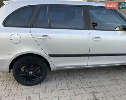 Шкода Фабія, об'ємом двигуна 1.2 л та пробігом 285 тис. км за 6100 $, фото 12 на Automoto.ua
