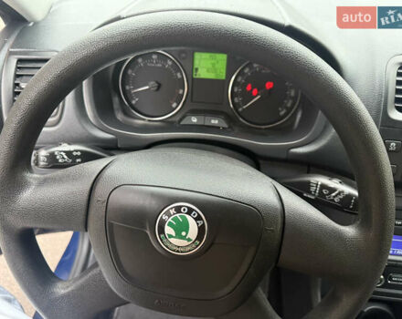 Шкода Фабия, объемом двигателя 1.2 л и пробегом 165 тыс. км за 5299 $, фото 16 на Automoto.ua