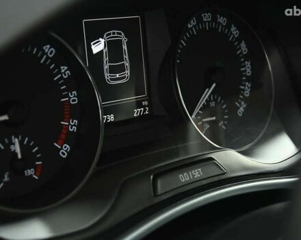Шкода Фабія, об'ємом двигуна 1.4 л та пробігом 238 тис. км за 8599 $, фото 15 на Automoto.ua