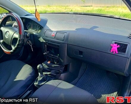 Шкода Фабия, объемом двигателя 1.4 л и пробегом 245 тыс. км за 3300 $, фото 1 на Automoto.ua
