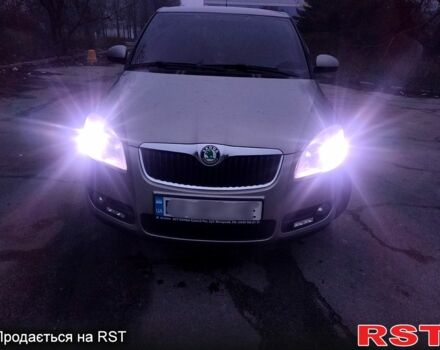 Шкода Фабия, объемом двигателя 1.2 л и пробегом 247 тыс. км за 4600 $, фото 1 на Automoto.ua