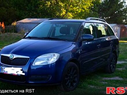 Шкода Фабия, объемом двигателя 1.4 л и пробегом 216 тыс. км за 5300 $, фото 1 на Automoto.ua