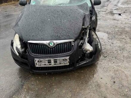 Шкода Фабія, об'ємом двигуна 1.4 л та пробігом 228 тис. км за 2300 $, фото 1 на Automoto.ua