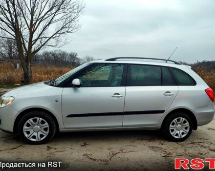 Шкода Фабія, об'ємом двигуна 1.6 л та пробігом 157 тис. км за 6450 $, фото 1 на Automoto.ua