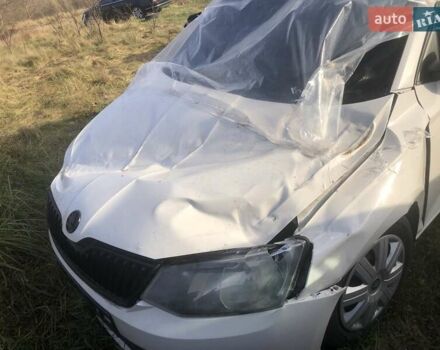 Шкода Фабия, объемом двигателя 1 л и пробегом 235 тыс. км за 2700 $, фото 1 на Automoto.ua