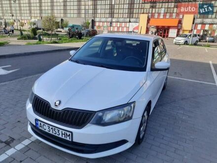 Шкода Фабия 2016 в Луцке на Automoto.ua Шкода Фабия, объемом двигателя 1 л и пробегом 249 тыс. км за 6400 $, фото 1 на Automoto.ua