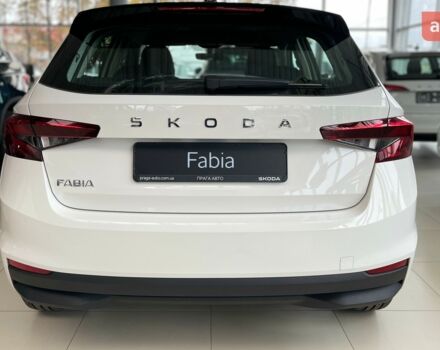 купити нове авто Шкода Фабія 2024 року від офіційного дилера Прага Авто на Кільцевій Шкода фото
