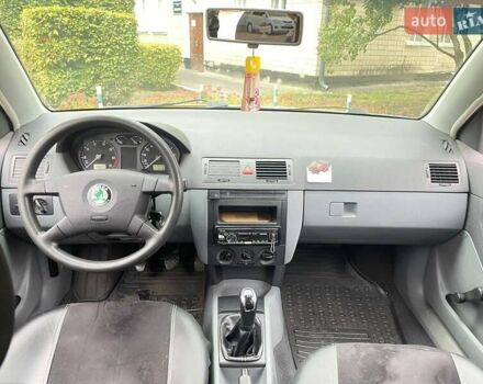 Желтый Шкода Фабия, объемом двигателя 1.39 л и пробегом 265 тыс. км за 2700 $, фото 20 на Automoto.ua