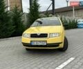 Желтый Шкода Фабия, объемом двигателя 1.4 л и пробегом 300 тыс. км за 1800 $, фото 1 на Automoto.ua