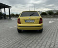 Желтый Шкода Фабия, объемом двигателя 1.39 л и пробегом 250 тыс. км за 2400 $, фото 3 на Automoto.ua