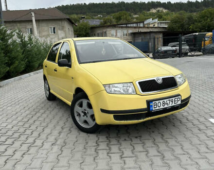 Желтый Шкода Фабия, объемом двигателя 1.39 л и пробегом 250 тыс. км за 2400 $, фото 7 на Automoto.ua