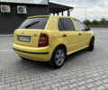 Желтый Шкода Фабия, объемом двигателя 1.39 л и пробегом 250 тыс. км за 2400 $, фото 4 на Automoto.ua