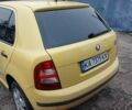 Желтый Шкода Фабия, объемом двигателя 1.4 л и пробегом 208 тыс. км за 3100 $, фото 1 на Automoto.ua
